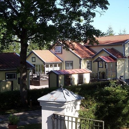 Skogis Bed & Breakfast 카트리네홀름 외부 사진